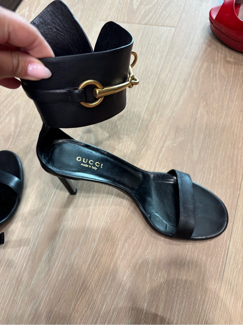 Gucci shoes
